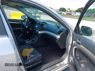 2004 Acura TSX с VIN JH4CL968X4C003240, выставлен на аукционе IAAI как лот 42566076 с пробегом 285 924 миль миль и . История ставок и продаж доступна на DreamBid. Изображение 5.
