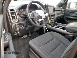 2022 Ram 1500 Big Horn z VIN 1C6SRFBT3NN145608, wystawiony jako Copart lot #57131175 z przebiegiem 51 135 mil mil oraz Szkoda całkowita • Salvage title. Historia ofert i sprzedaży dostępna na DreamBid. Obrazek 8.