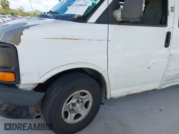 2008 Chevrolet Express Cargo with VIN 1GCFG154681204556, listed as a IAAI auction lot 41928049 with 171,171 mi miles and . Bid and sale history available at DreamBid. Image 12.