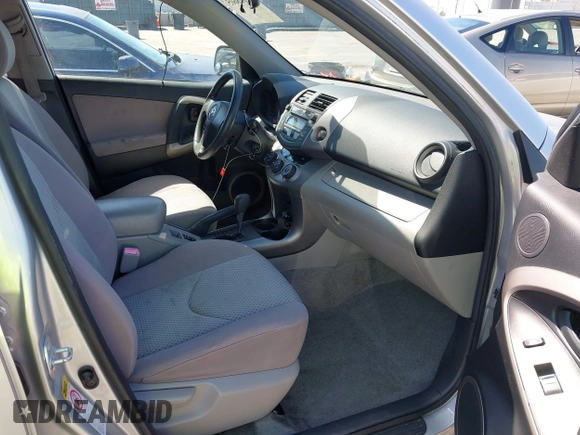 2007 Toyota RAV4 with VIN JTMZK33V076004549, listed as a IAAI auction lot 42018605 with 115,548 mi miles. Bid and sale history available at carsss.com. Image 5.
