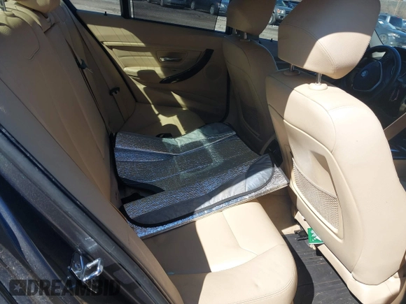2012 BMW 3 Series 328i with VIN WBA3A5C53CF256338, listed as a IAAI auction lot 41758662 with 99,607 mi miles. Bid and sale history available at carsss.com. Image 8.