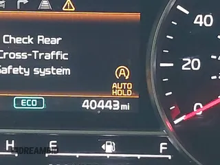 2022 Kia Sorento X-Line SX Prestige with VIN 5XYRKDLF9NG129963, listed as a IAAI auction lot 42159573 with 40,443 mi miles and . Bid and sale history available at DreamBid. Image 16.