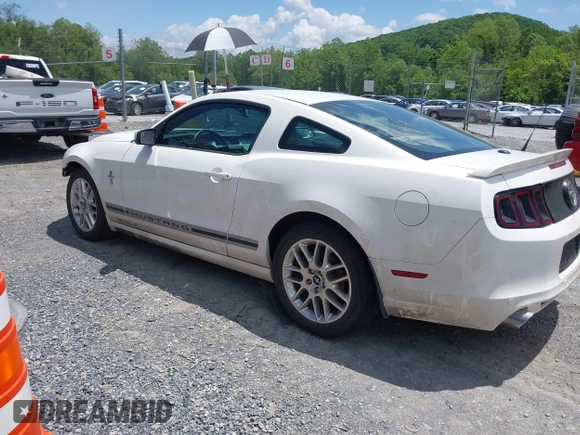 2013 Ford Mustang V6 with VIN 1ZVBP8AM6D5256735, listed as a IAAI auction lot 42322736 with 88,161 mi miles and . Bid and sale history available at DreamBid. Image 3.