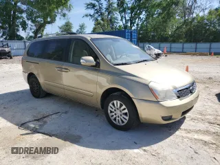 2011 Kia Sedona LX with VIN KNDMG4C7XB6389341, listed as a Copart auction lot 52114875 with 213,916 mi miles and Clean Title. Bid and sale history available at carsss.com. Image 4.