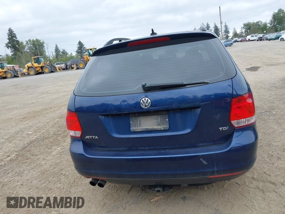 2014 Volkswagen Jetta TDI w/Sunroof z VIN 3VWPL7AJ6EM611089, wystawiony jako IAAI lot #42262484 z przebiegiem 106 328 mil mil oraz . Historia ofert i sprzedaży dostępna na DreamBid. Obrazek 17.