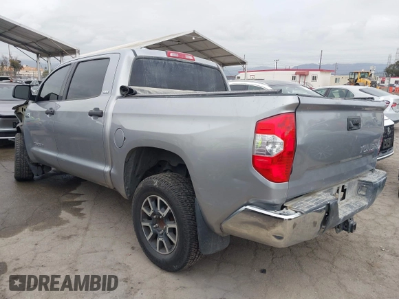 2017 Toyota Tundra 2WD SR5 with VIN 5TFEY5F15HX222712, listed as a IAAI auction lot 42064891 with 214,782 mi miles. Bid and sale history available at carsss.com. Image 3.