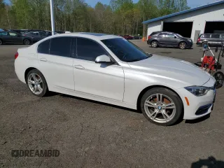 2017 BMW 3 Series 330i xDrive with VIN WBA8D9G59HNT90847, listed as a Copart auction lot 55171885 with 93,676 mi miles and Clean Title. Bid and sale history available at carsss.com. Image 5.