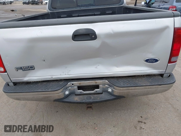 2000 Ford F-150 XL with VIN 1FTRX17W0YKA70861, listed as a IAAI auction lot 42096438 with 1 mi miles. Bid and sale history available at carsss.com. Image 17.