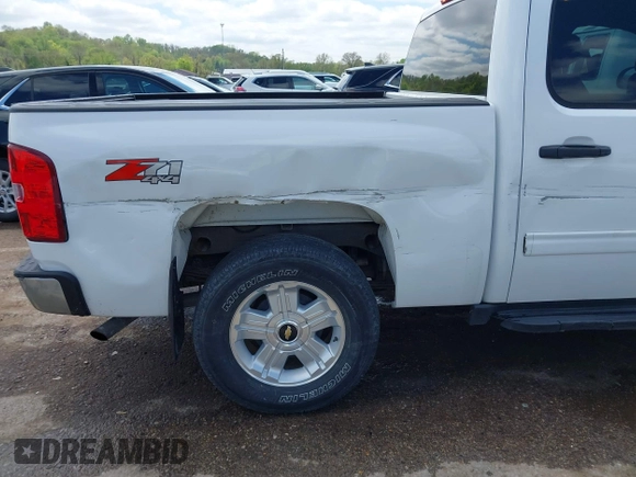 2013 Chevrolet Silverado 1500 LT with VIN 3GCPKSE70DG185517, listed as a IAAI auction lot 42062395 with 173,083 mi miles and . Bid and sale history available at DreamBid. Image 18.