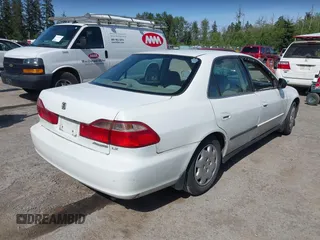 1998 Honda Accord LX с VIN 1HGCG5548WA111143, выставлен на аукционе IAAI как лот 42327931 с пробегом 145 843 миль миль и . История ставок и продаж доступна на DreamBid. Изображение 4.