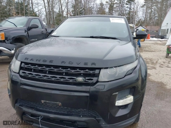 2015 Land Rover Range Rover Evoque Dynamic with VIN SALVT2BG4FH987076, listed as a IAAI auction lot 41724990 with 109,221 mi miles. Bid and sale history available at carsss.com. Image 6.