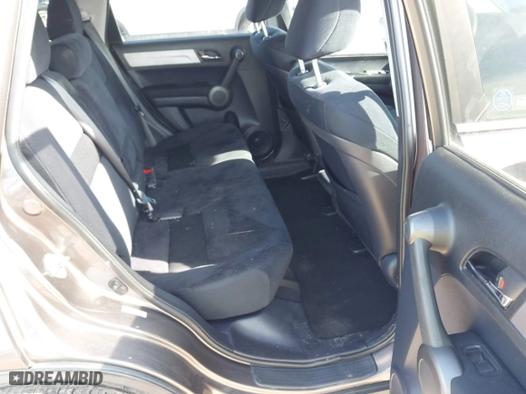 2011 Honda CR-V SE with VIN 5J6RE3H43BL004508, listed as a IAAI auction lot 41952270 with 212,502 mi miles. Bid and sale history available at carsss.com. Image 8.