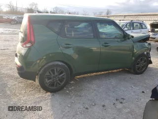 2022 Kia Soul EX with VIN KNDJ33AU7N7155089, listed as a Copart auction lot 85808124 with 37,485 mi miles and Salvage Title. Bid and sale history available at carsss.com. Image 3.