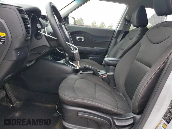 2015 Kia Soul with VIN KNDJN2A24F7812810, listed as a Copart auction lot 51755365 with 111,120 mi miles and Salvage Title. Bid and sale history available at DreamBid. Image 7.