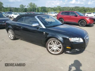 2007 Audi S4 z VIN WUARL48H27K901114, wystawiony jako Copart lot #66939314 z przebiegiem Nie podano mil oraz Szkody całkowita. Historia ofert i sprzedaży dostępna na DreamBid. Obrazek 4.