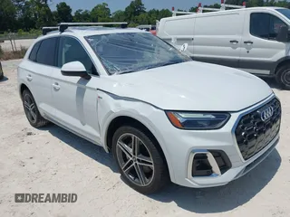 2023 Audi Q5 S line Premium Plus with VIN WA1E2AFY3P2087775, listed as a IAAI auction lot 42566888 with 10,456 mi miles and . Bid and sale history available at DreamBid. Image 1.