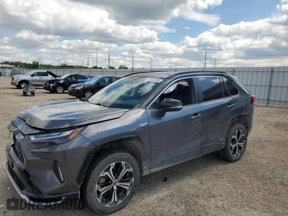 2022 Toyota RAV4 XSE with VIN JTMEB3FV4ND076096, listed as a Copart auction lot 58802695 with 141,543 mi miles and Salvage title. Bid and sale history available at DreamBid. Image 1.