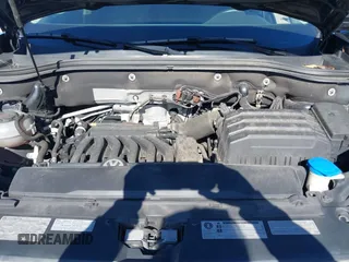 2018 Volkswagen Atlas SE z VIN 1V2LR2CA4JC582833, wystawiony jako IAAI lot #41452891 z przebiegiem 122 396 mil mil oraz . Historia ofert i sprzedaży dostępna na DreamBid. Obrazek 10.