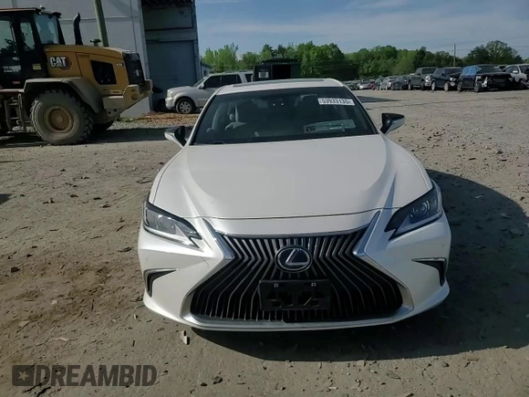 2021 Lexus ES 300h z VIN 58ADA1C1XMU012782, wystawiony jako Copart lot #53933135 z przebiegiem 52 009 mil mil oraz Szkoda całkowita • Salvage title. Historia ofert i sprzedaży dostępna na DreamBid. Obrazek 13.