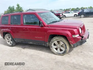 2014 Jeep Patriot Latitude with VIN 1C4NJRFB7ED688417, listed as a IAAI auction lot 42493111 with Not provided miles and . Bid and sale history available at DreamBid. Image 13.