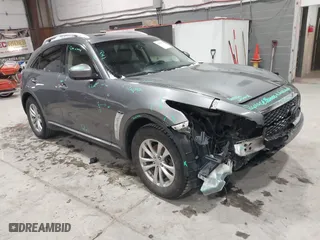2017 Infiniti QX70 with VIN JN8CS1MU3HM143799, listed as a IAAI auction lot 41554527 with 70,453 mi miles. Bid and sale history available at carsss.com. Image 1.