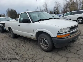 2000 Chevrolet S-10 LS with VIN 1GCCS1448YK160492, listed as a Copart auction lot 84990194 with 216,303 mi miles and Salvage Title. Bid and sale history available at carsss.com. Image 4.