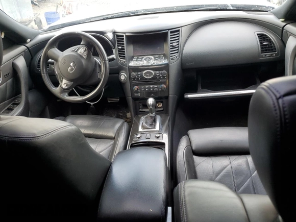 2017 Infiniti QX70 with VIN JN8CS1MU0HM140438, listed as a Copart auction lot 45424975 with 112,925 mi miles and Salvage title. Bid and sale history available at DreamBid. Image 8.