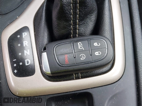 2016 Jeep Cherokee Altitude with VIN 1C4PJMCB3GW121211, listed as a IAAI auction lot 42470241 with 168,343 mi miles and . Bid and sale history available at DreamBid. Image 11.