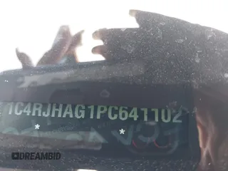 2023 Jeep Grand Cherokee Laredo с VIN 1C4RJHAG1PC641102, выставлен на аукционе IAAI как лот 42457130 с пробегом 50 533 миль миль и . История ставок и продаж доступна на DreamBid. Изображение 9.
