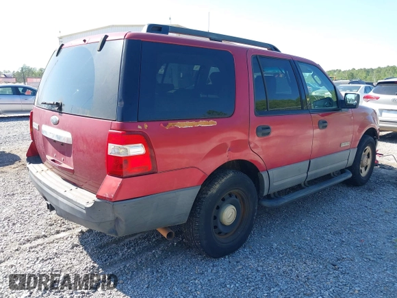 2007 Ford Expedition XLT with VIN 1FMFU15547LA79007, listed as a IAAI auction lot 42060696 with 218,272 mi miles and . Bid and sale history available at DreamBid. Image 4.