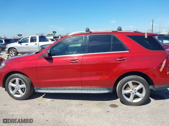 2017 Mercedes-Benz GLE with VIN 4JGDA5HBXHA827880, listed as a IAAI auction lot 41662165 with 116,447 mi miles. Bid and sale history available at carsss.com. Image 13.