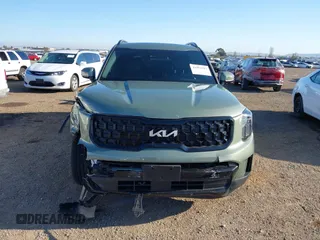 2024 Kia Telluride EX with VIN 5XYP3DGC1RG556502, listed as a IAAI auction lot 41993593 with 8,891 mi miles and . Bid and sale history available at carsss.com. Image 12.