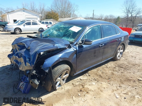 2013 Volkswagen Passat SE w/Sunroof & Nav with VIN 1VWBP7A35DC113692, listed as a IAAI auction lot 41720111 with 143,624 mi miles. Bid and sale history available at carsss.com. Image 2.