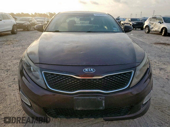 2015 Kia Optima LX z VIN 5XXGM4A72FG493693, wystawiony jako Copart lot #57645065 z przebiegiem 99 769 mil mil oraz Czysty tytuł • Clean title. Historia ofert i sprzedaży dostępna na DreamBid. Obrazek 5.