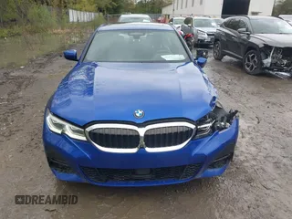 2019 BMW 3 Series 330i xDrive with VIN WBA5R7C55KAE82585, listed as a IAAI auction lot 42178005 with 50,719 mi miles and . Bid and sale history available at DreamBid. Image 12.