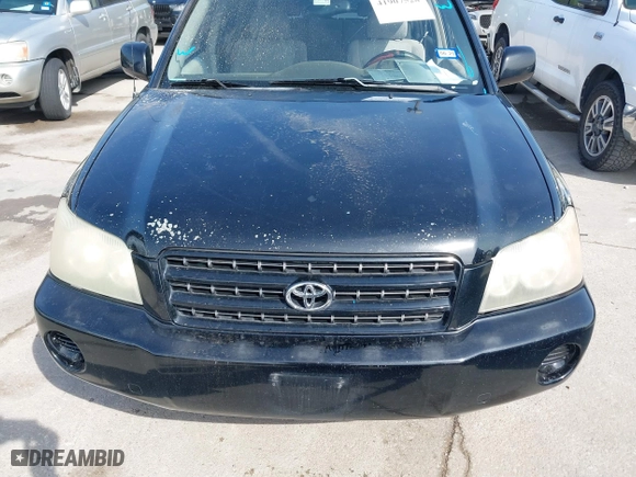 2003 Toyota Highlander with VIN JTEHF21A230116899, listed as a IAAI auction lot 41907528 with 328,672 mi miles. Bid and sale history available at carsss.com. Image 6.