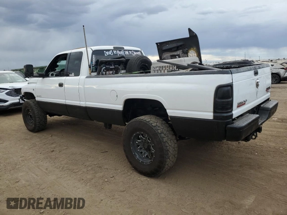 2002 Dodge Ram 3500 with VIN 1B7MF33601J519613, listed as a Copart auction lot 76549484 with 192,593 mi miles and Non Repairable. Bid and sale history available at carsss.com. Image 2.