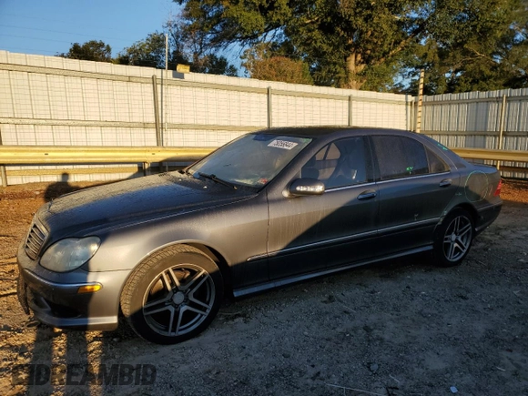 2006 Mercedes-Benz S 500 with VIN WDBNG75J56A476841, listed as a Copart auction lot 75056844 with 155,289 mi miles and Salvage Title. Bid and sale history available at DreamBid. Image 1.