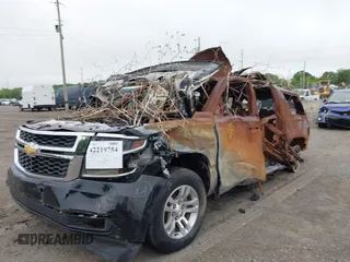 2017 Chevrolet Suburban LT with VIN 1GNSKHKC5HR235341, listed as a IAAI auction lot 42219754 with Not Provided miles and . Bid and sale history available at DreamBid. Image 6.