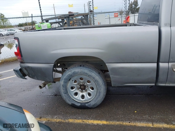 2006 Chevrolet Silverado 1500 LT1 with VIN 2GCEC19V061342207, listed as a IAAI auction lot 41798860 with 298,258 mi miles. Bid and sale history available at carsss.com. Image 13.