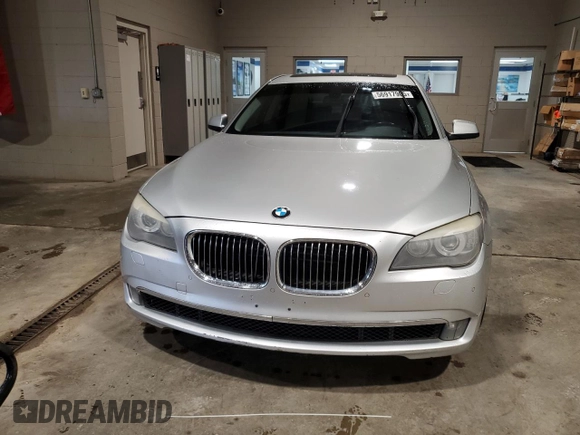 2012 BMW 7 Series 750i xDrive с VIN WBAKC6C51CC395851, выставлен на аукционе Copart как лот 56917905 с пробегом 138 308 миль миль и Чистый • Clean title. История ставок и продаж доступна на DreamBid. Изображение 5.