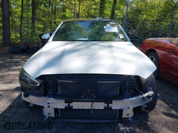 2022 Mercedes-Benz C 300 with VIN W1KAF4HB0NR043102, listed as a IAAI auction lot 42002594 with 31,612 mi miles and . Bid and sale history available at DreamBid. Image 12.