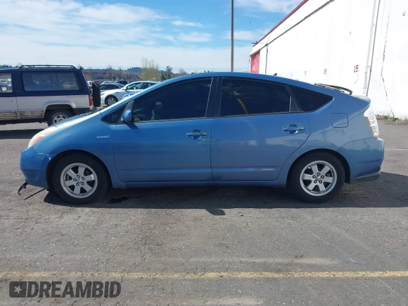 2006 Toyota Prius with VIN JTDKB20UX67538769, listed as a IAAI auction lot 41892771 with 195,643 mi miles. Bid and sale history available at carsss.com. Image 14.