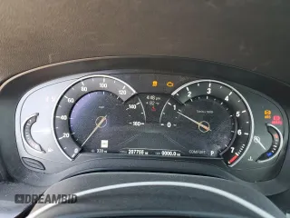2019 BMW 5 Series 530i с VIN WBAJA5C55KWW09510, выставлен на аукционе Copart как лот 52218855 с пробегом 207 755 миль миль и Чистый • Clean title. История ставок и продаж доступна на DreamBid. Изображение 9.