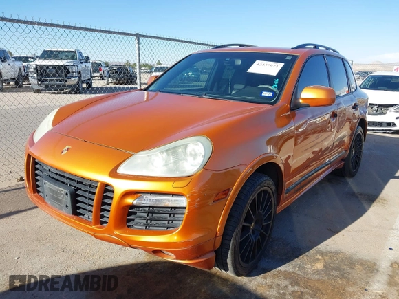 2008 Porsche Cayenne GTS z VIN WP1AD29P48LA72431, wystawiony jako IAAI lot #42437071 z przebiegiem 202 497 mil mil oraz . Historia ofert i sprzedaży dostępna na DreamBid. Obrazek 2.