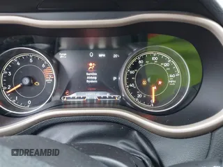 2018 Jeep Cherokee Limited with VIN 1C4PJMDB9JD564528, listed as a IAAI auction lot 41601139 with 110,711 mi miles. Bid and sale history available at carsss.com. Image 7.