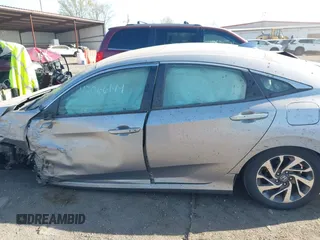 2018 Honda Civic EX z VIN 2HGFC2F73JH549076, wystawiony jako IAAI lot #42066149 z przebiegiem 48 623 mil mil oraz . Historia ofert i sprzedaży dostępna na DreamBid. Obrazek 14.