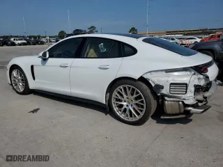 2018 Porsche Panamera with VIN WP0AA2A74JL109943, listed as a Copart auction lot 55091653 with 34,701 mi miles. Bid and sale history available at carsss.com. Image 2.