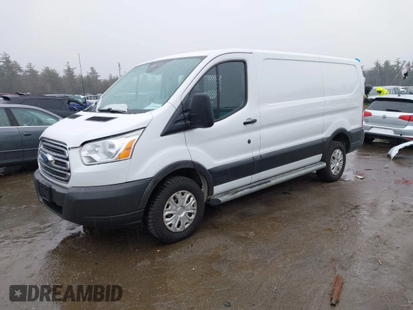 2017 Ford Transit z VIN 1FTYR1YM4HKB00043, wystawiony jako IAAI lot #41849561 z przebiegiem 105 364 mil mil oraz . Historia ofert i sprzedaży dostępna na DreamBid. Obrazek 19.