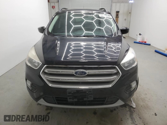 2018 Ford Escape SE with VIN 1FMCU0GD9JUC10886, listed as a Copart auction lot 49405045 with 47,165 mi miles and Clean Title. Bid and sale history available at carsss.com. Image 5.